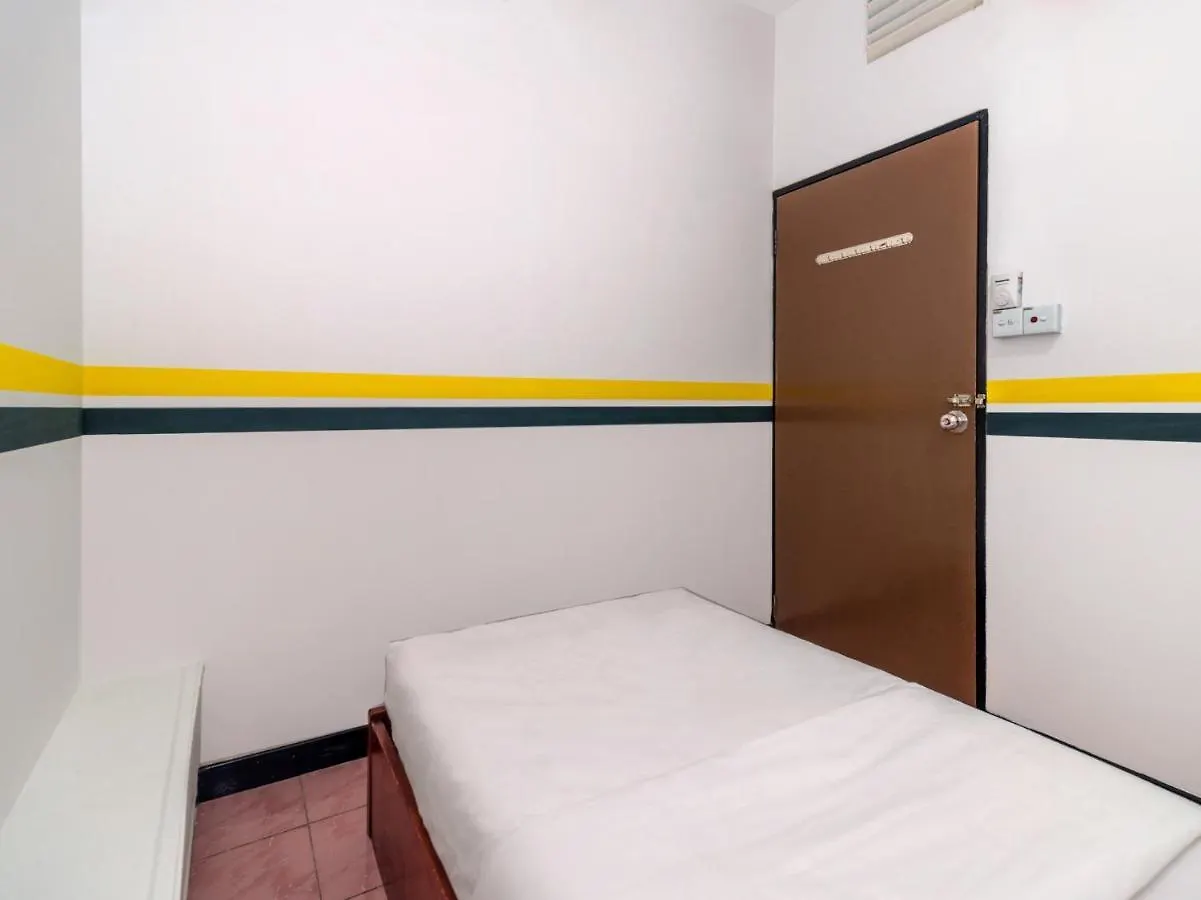 Ξενοδοχείο Spot On 89936 Sutera Inn Κότα Κιναμπαλού